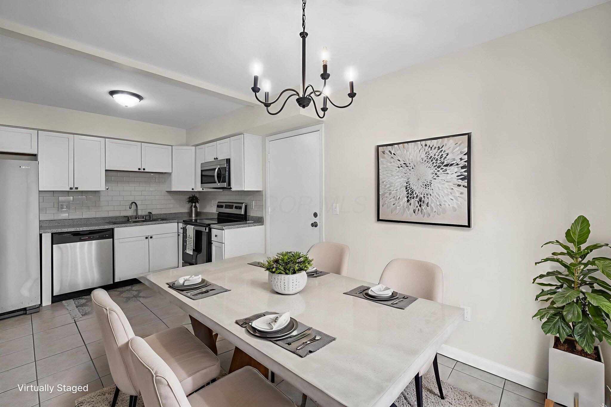 1292 Lowland Court, 98