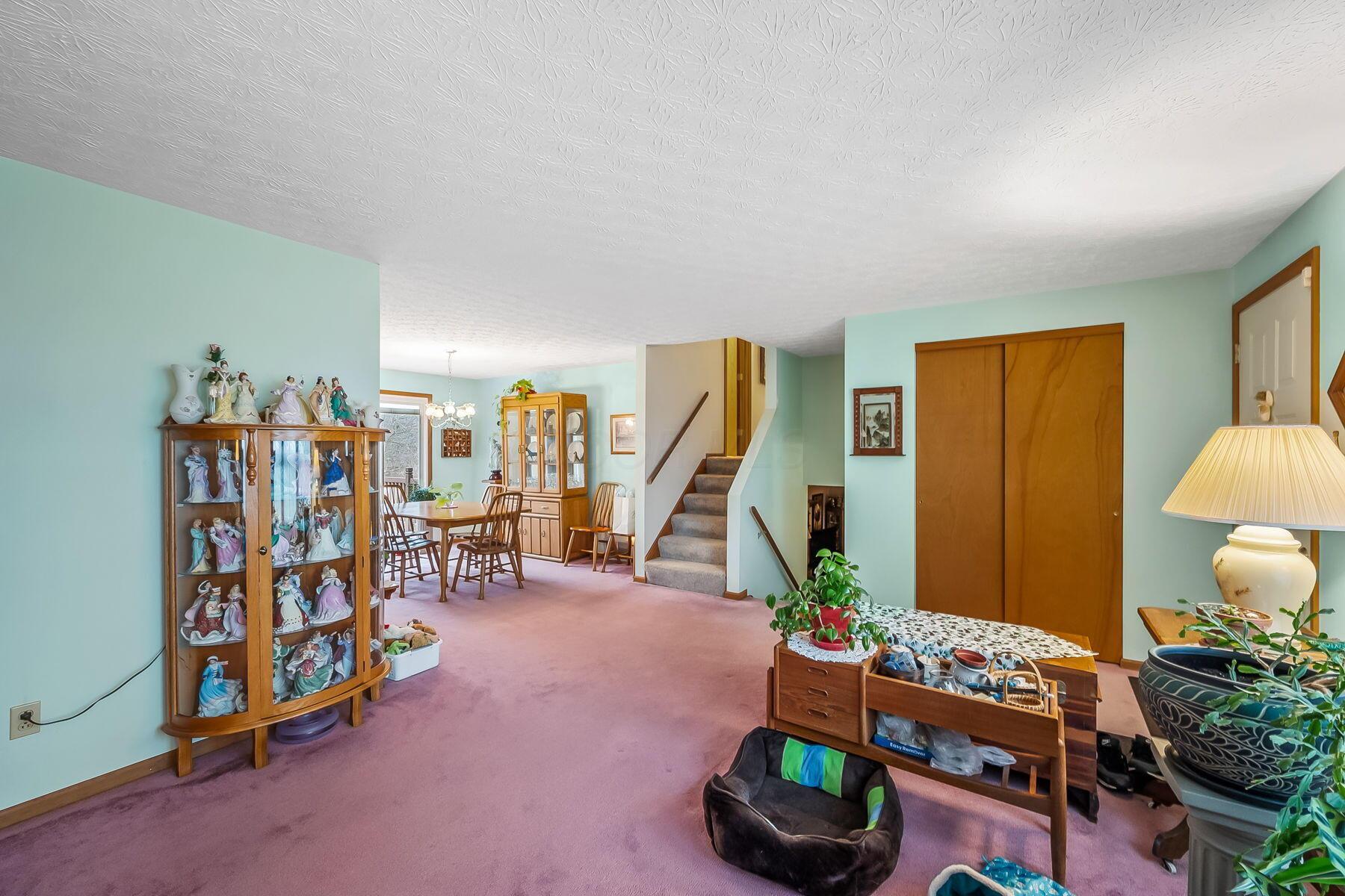 1940 Whetstone River Road S