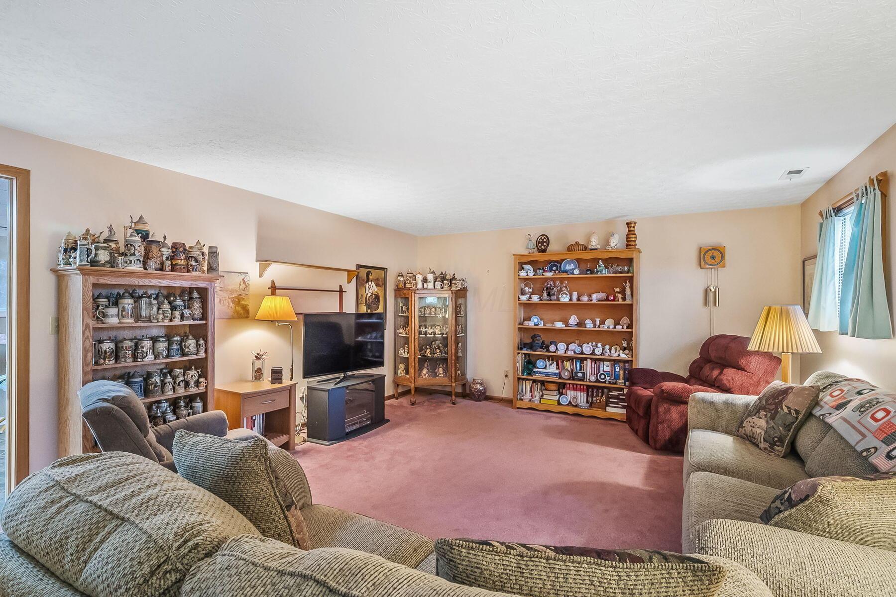 1940 Whetstone River Road S