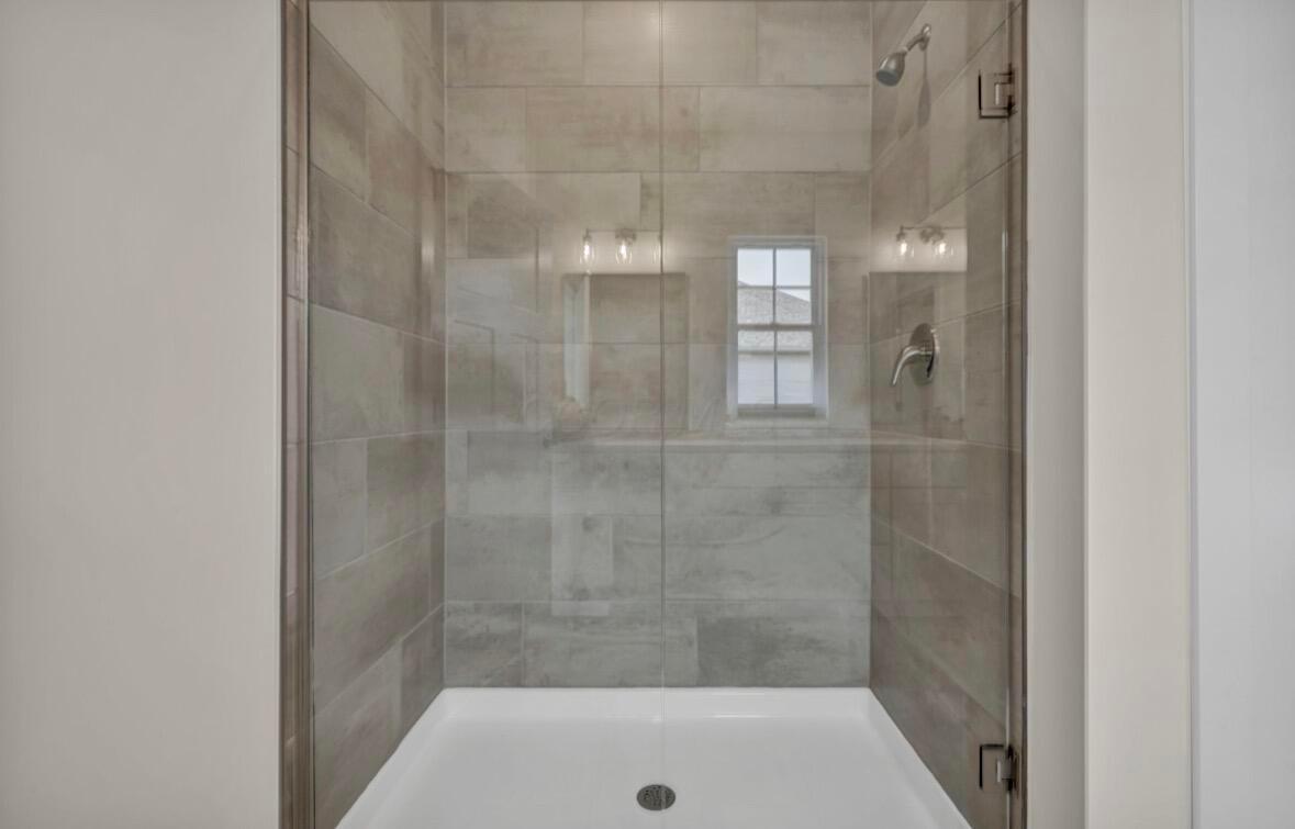 1493 Marion Country Club Drive