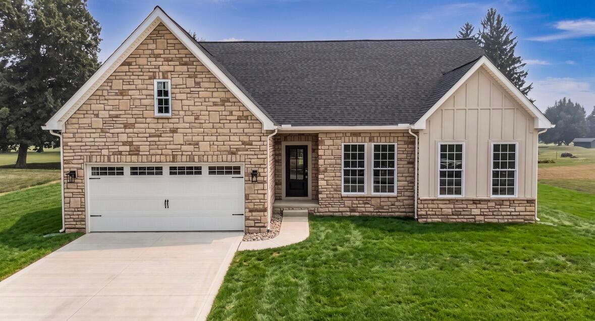 1493 Marion Country Club Drive