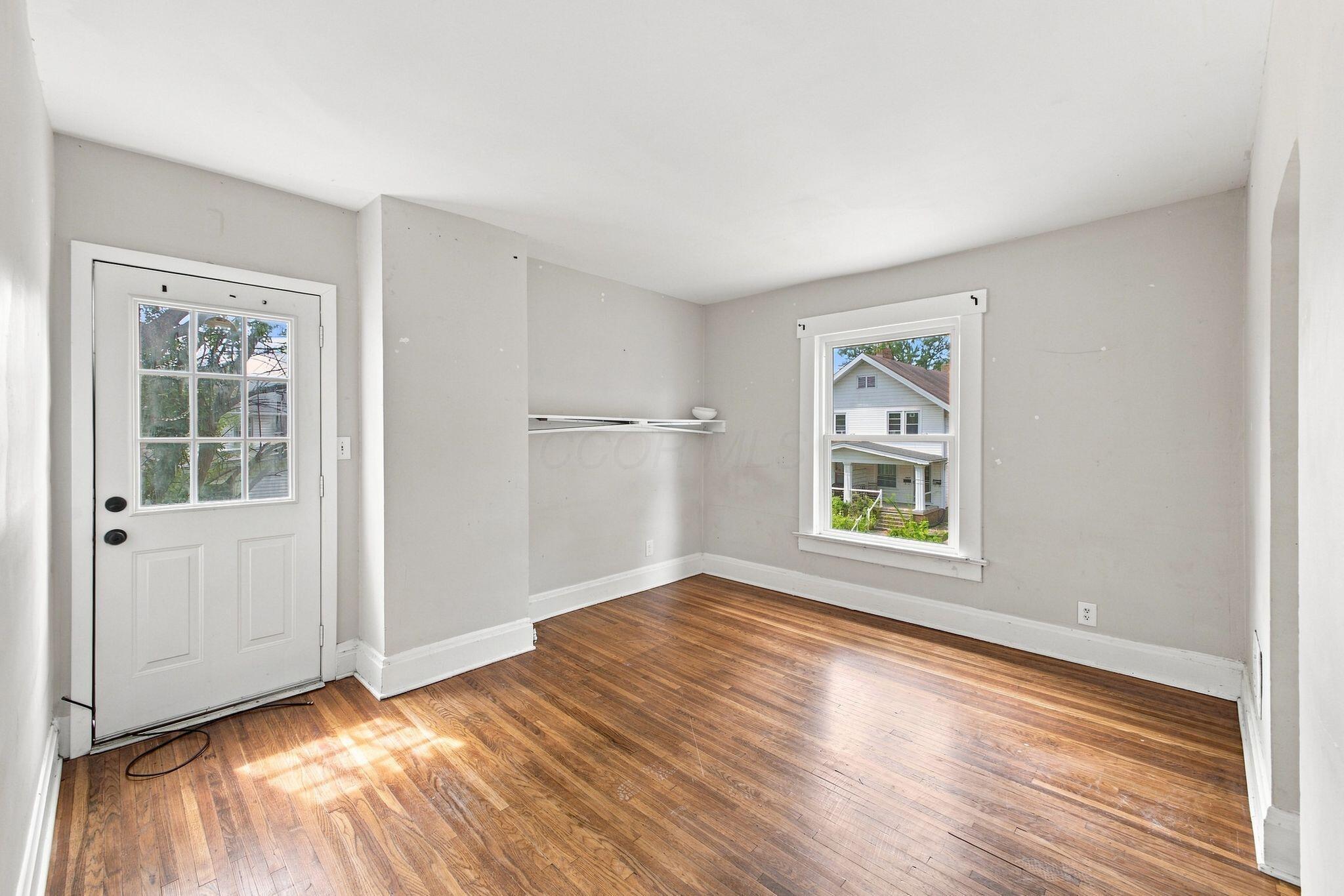 2456 Indiana Avenue, 2454