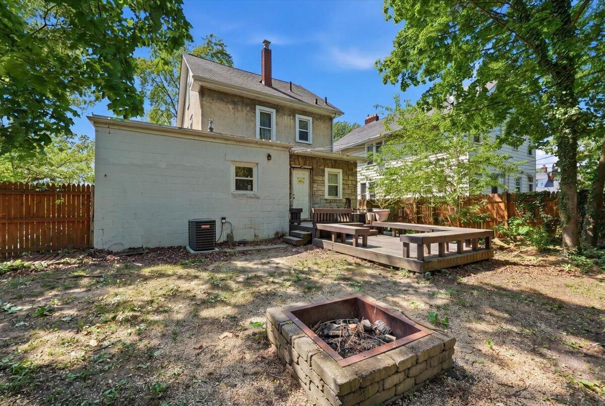 2456 Indiana Avenue, 2454