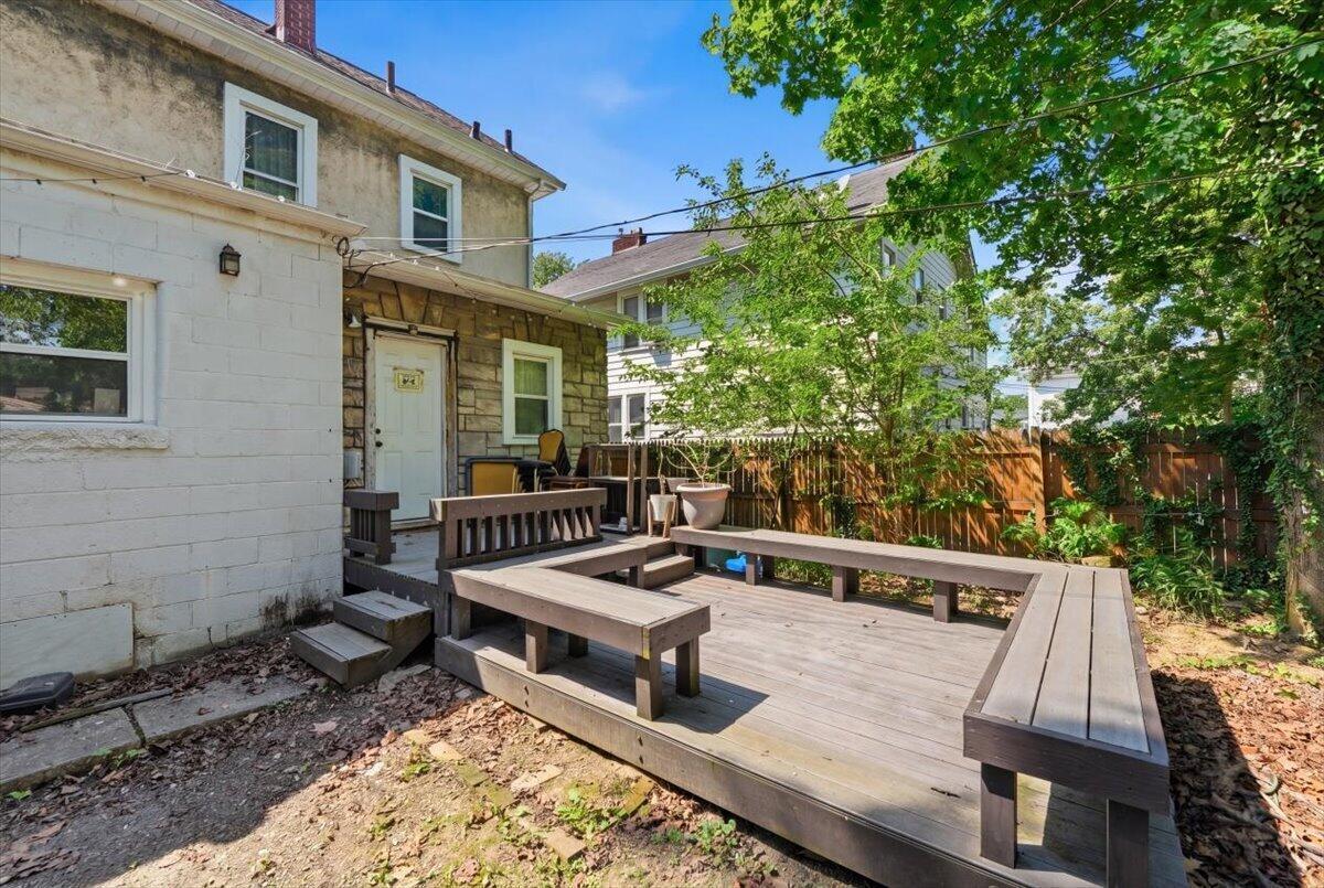 2456 Indiana Avenue, 2454