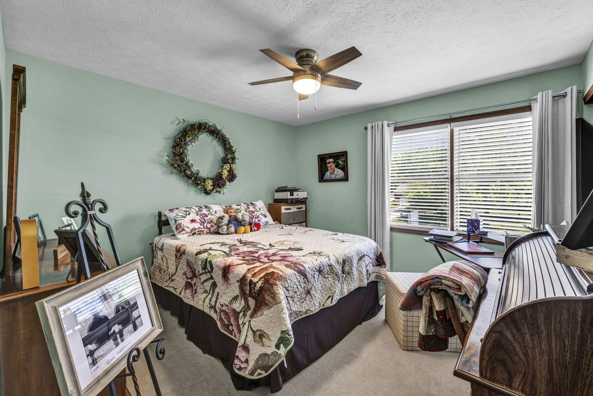105 Opal Lane