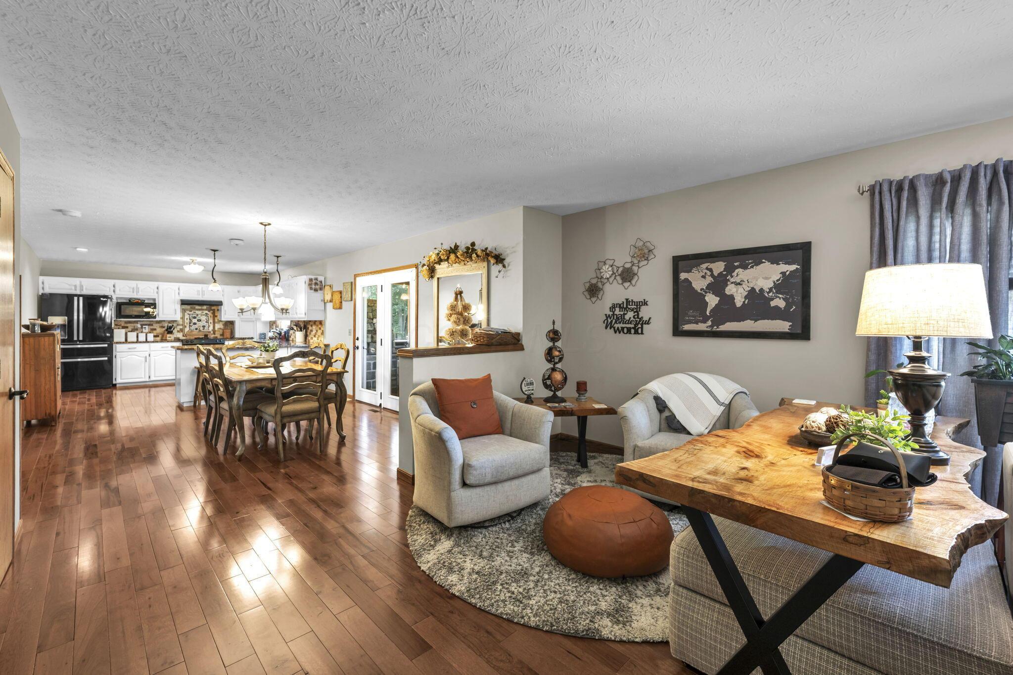 105 Opal Lane