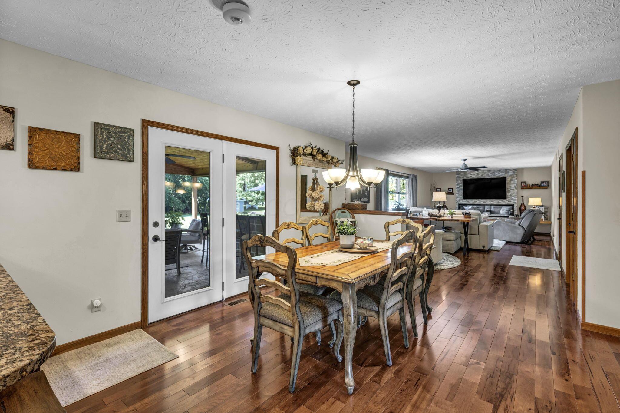 105 Opal Lane