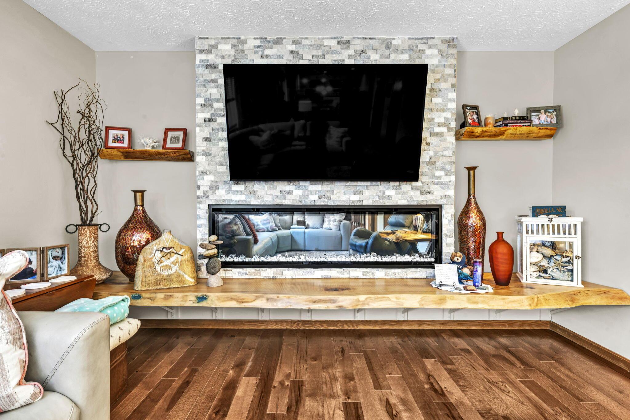 105 Opal Lane