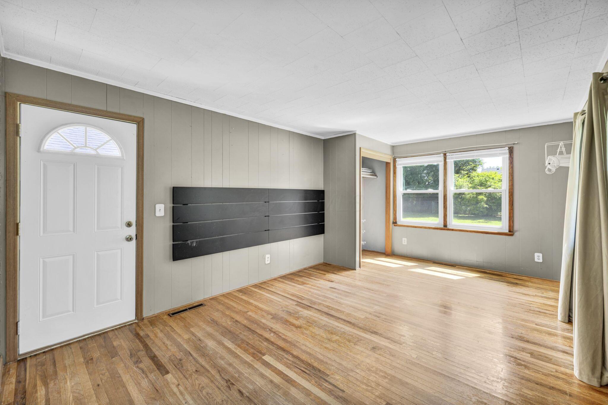 246 Kenmore Avenue