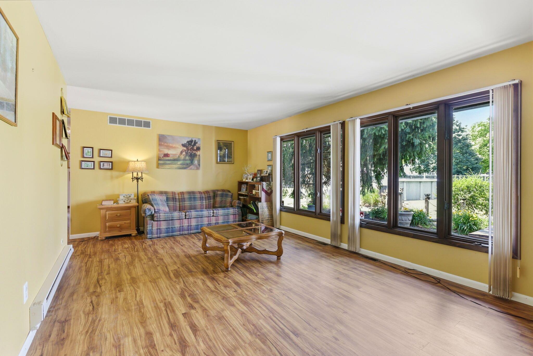 835 Loire Valley Circle
