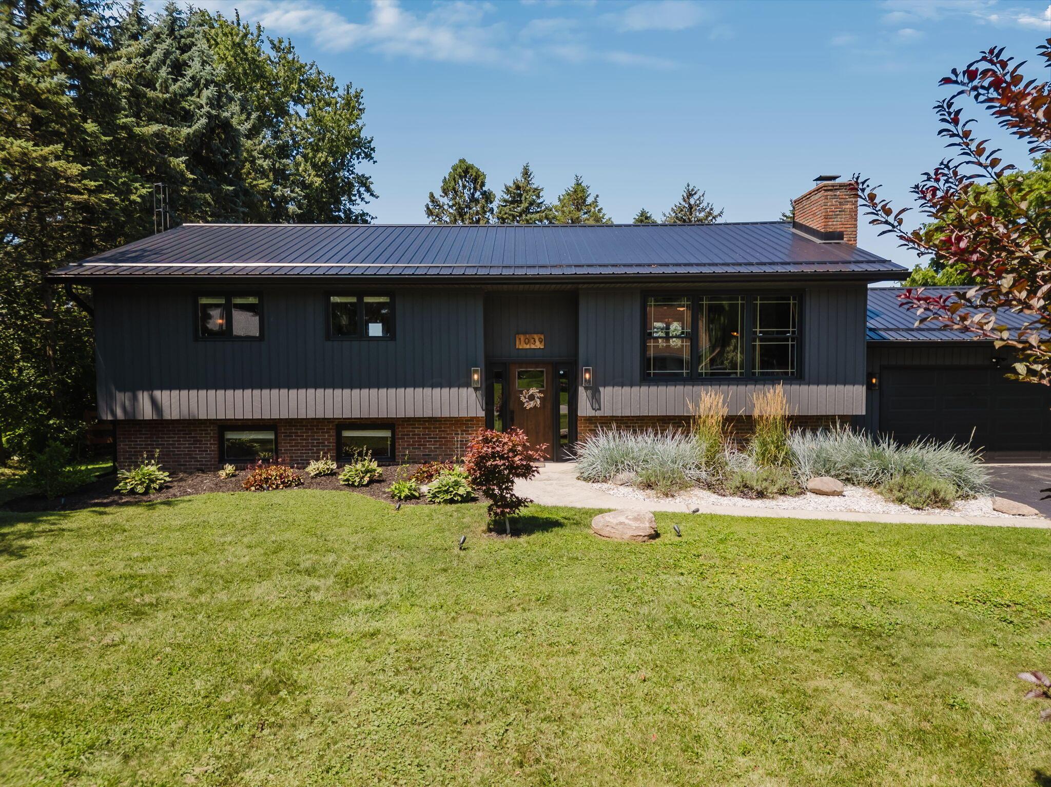 1039 Forest Hill Drive