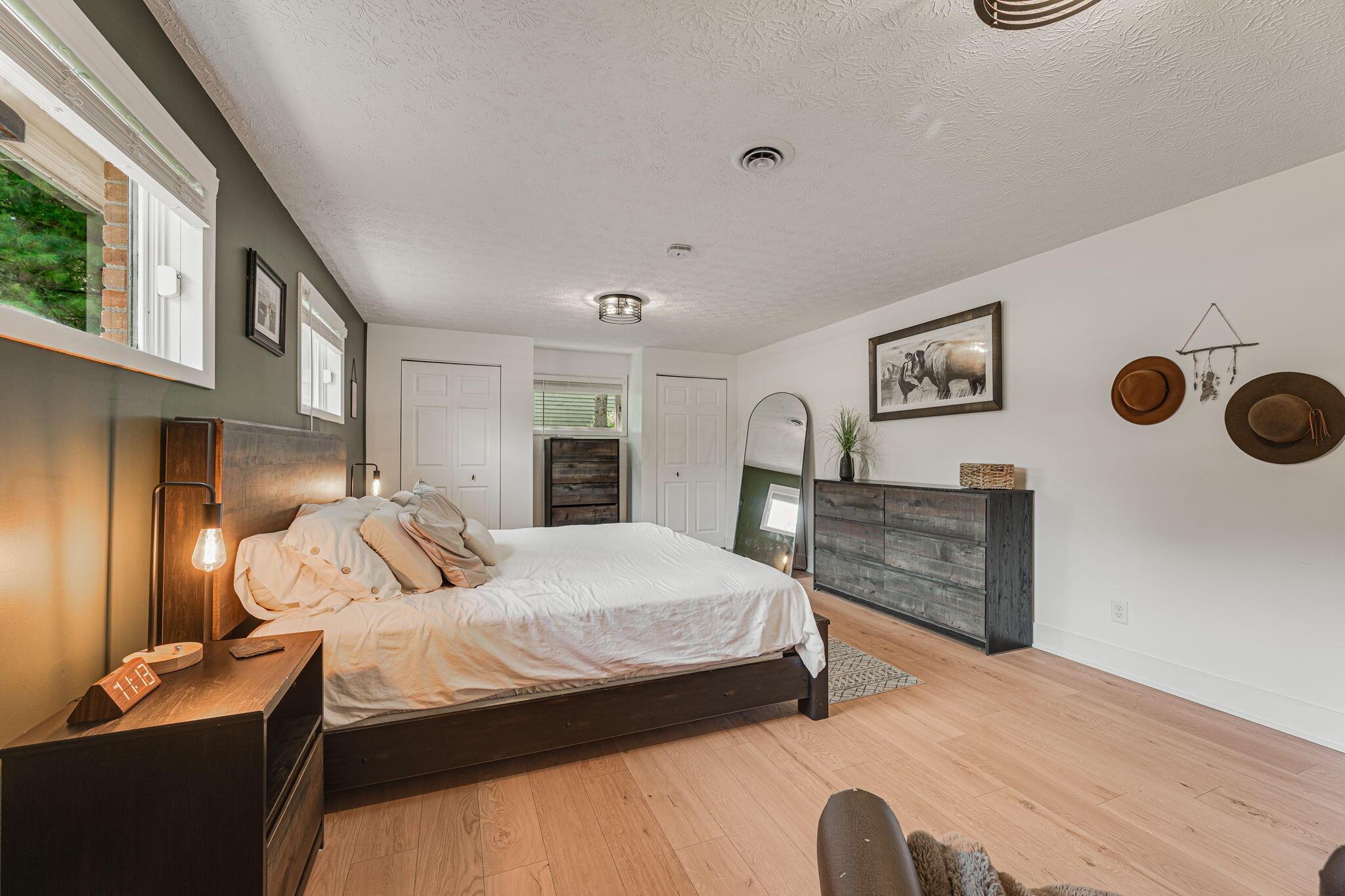 1039 Forest Hill Drive