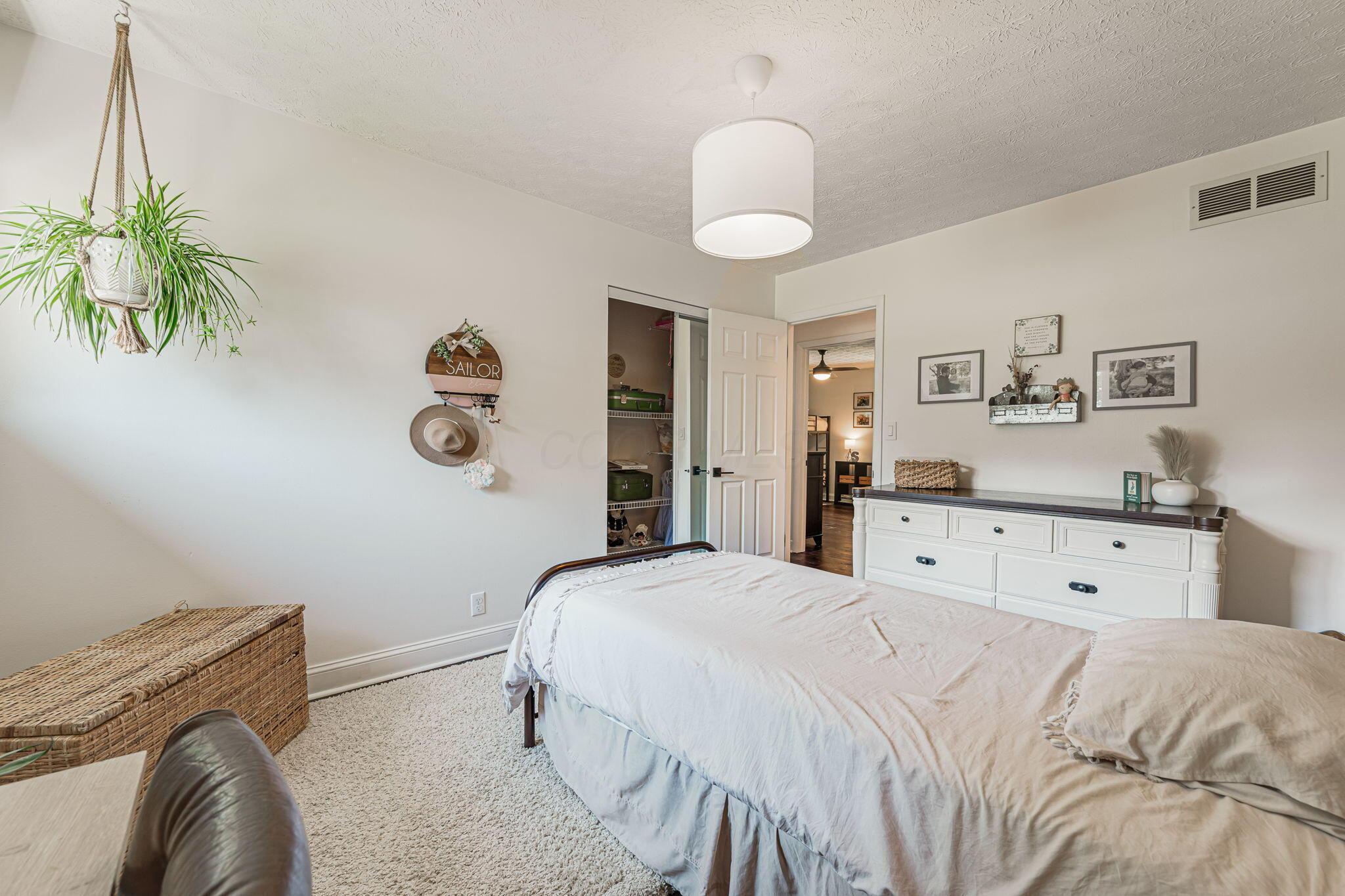1039 Forest Hill Drive