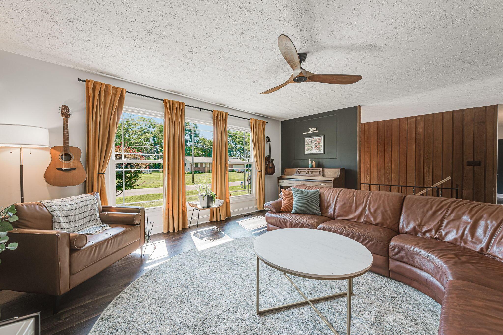 1039 Forest Hill Drive