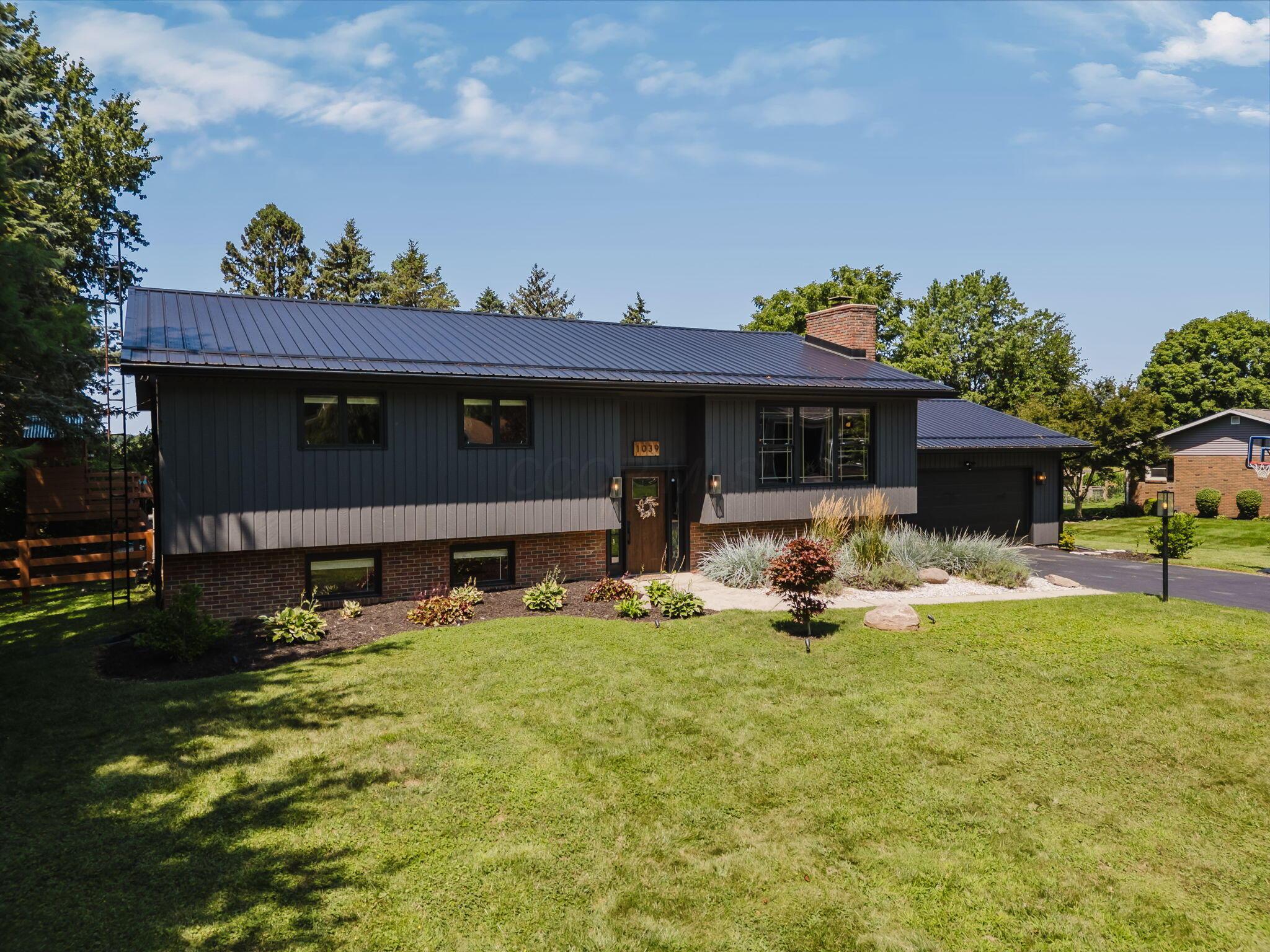 1039 Forest Hill Drive