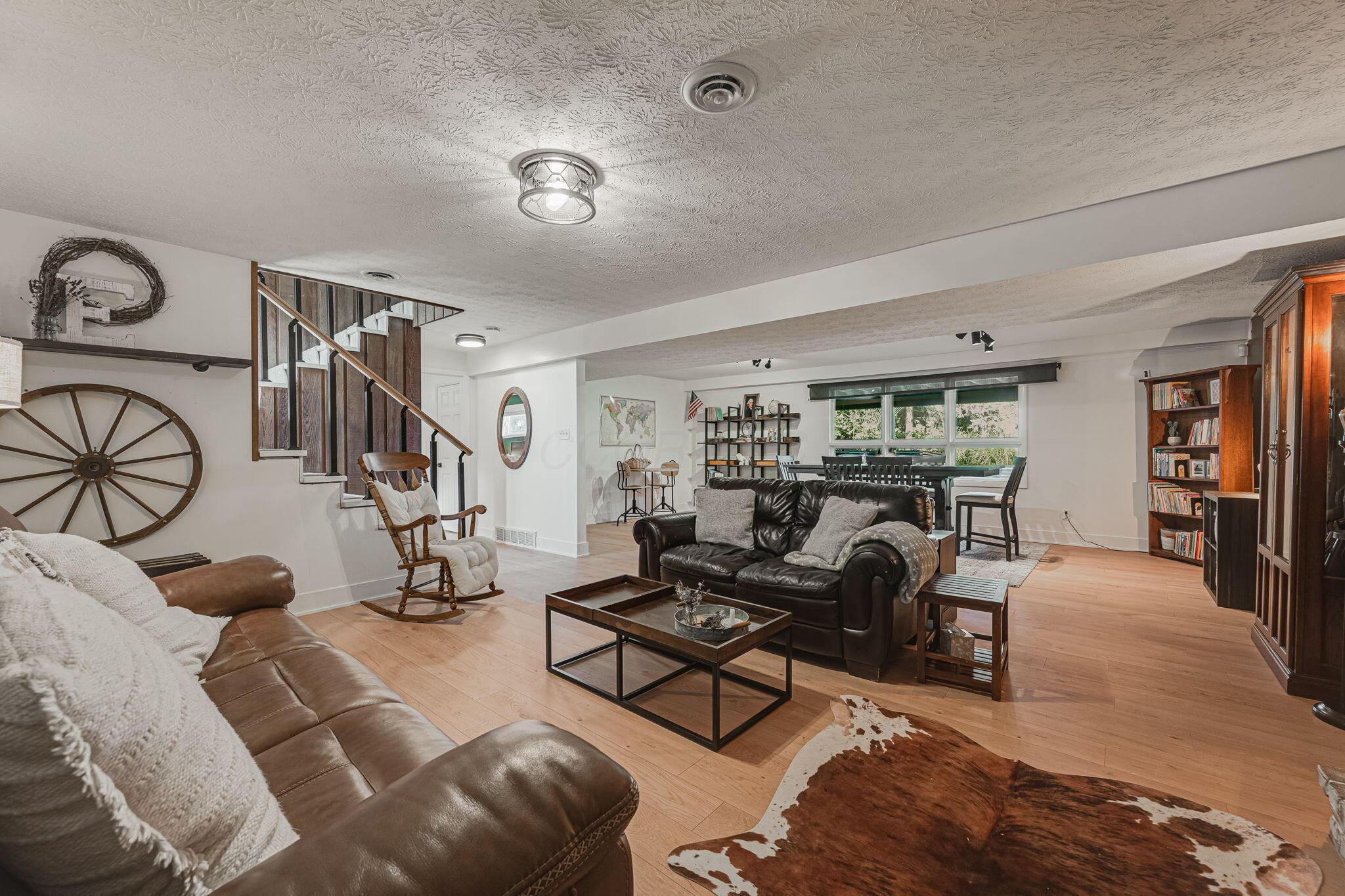1039 Forest Hill Drive