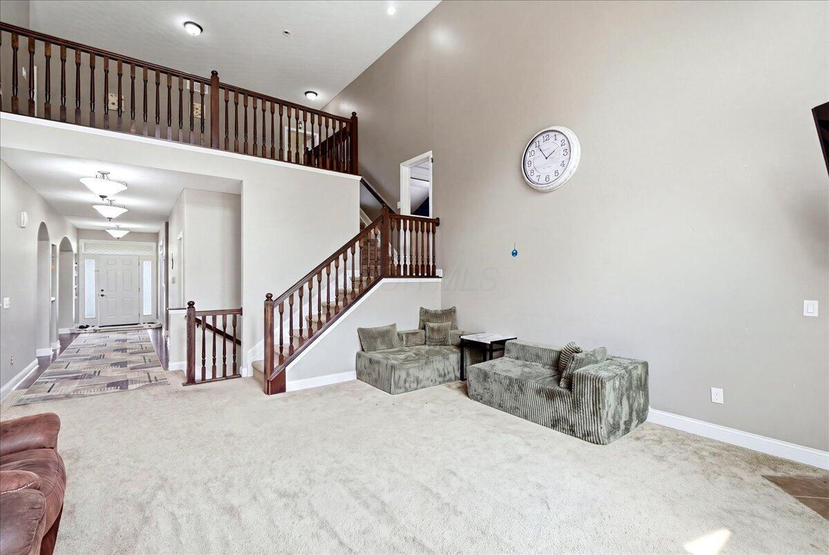 6061 Baumeister Drive