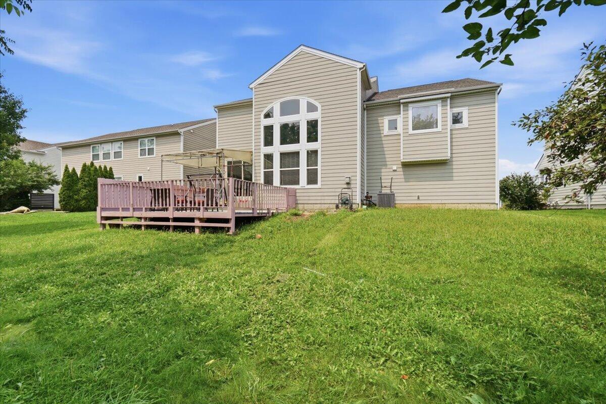 6061 Baumeister Drive