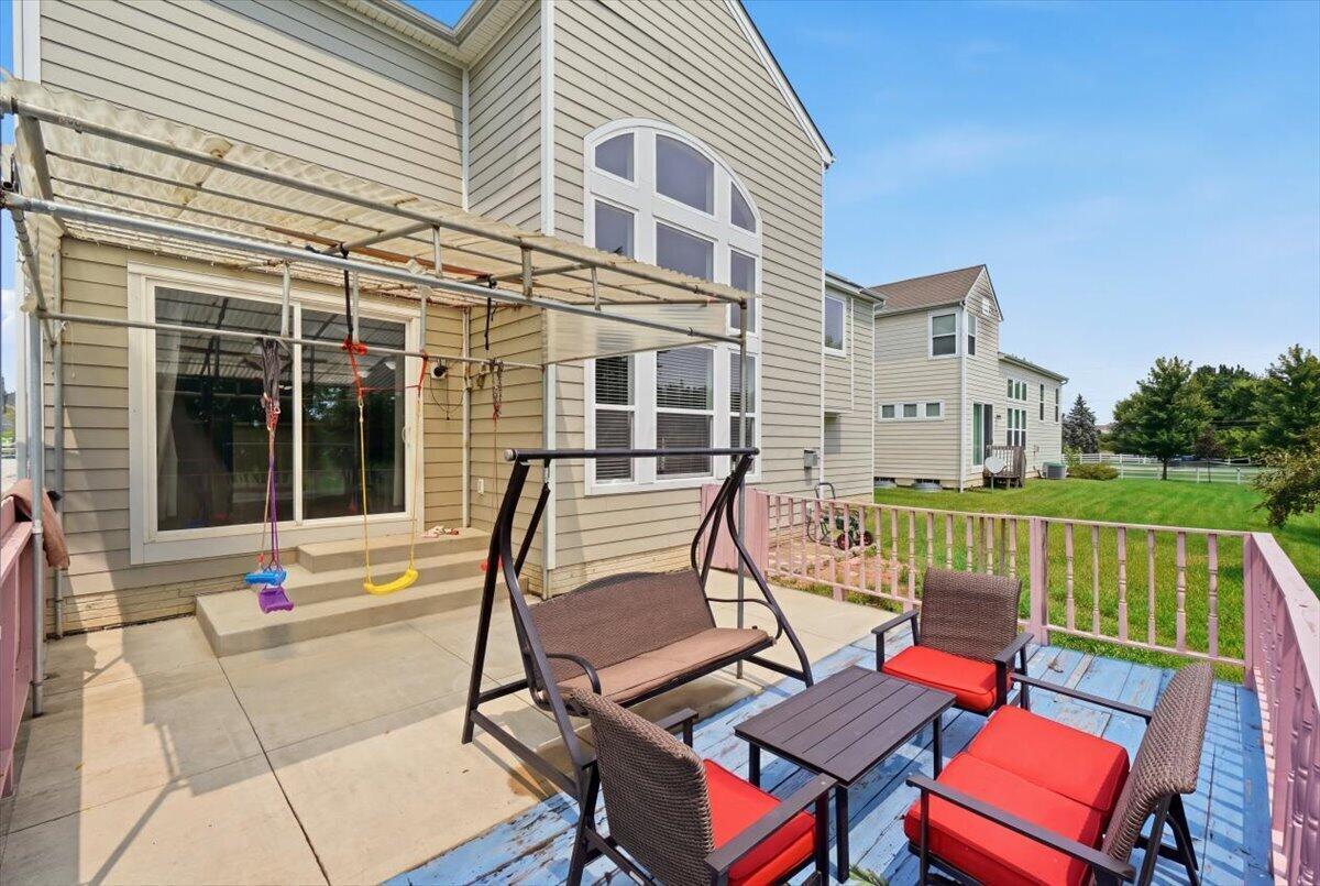 6061 Baumeister Drive