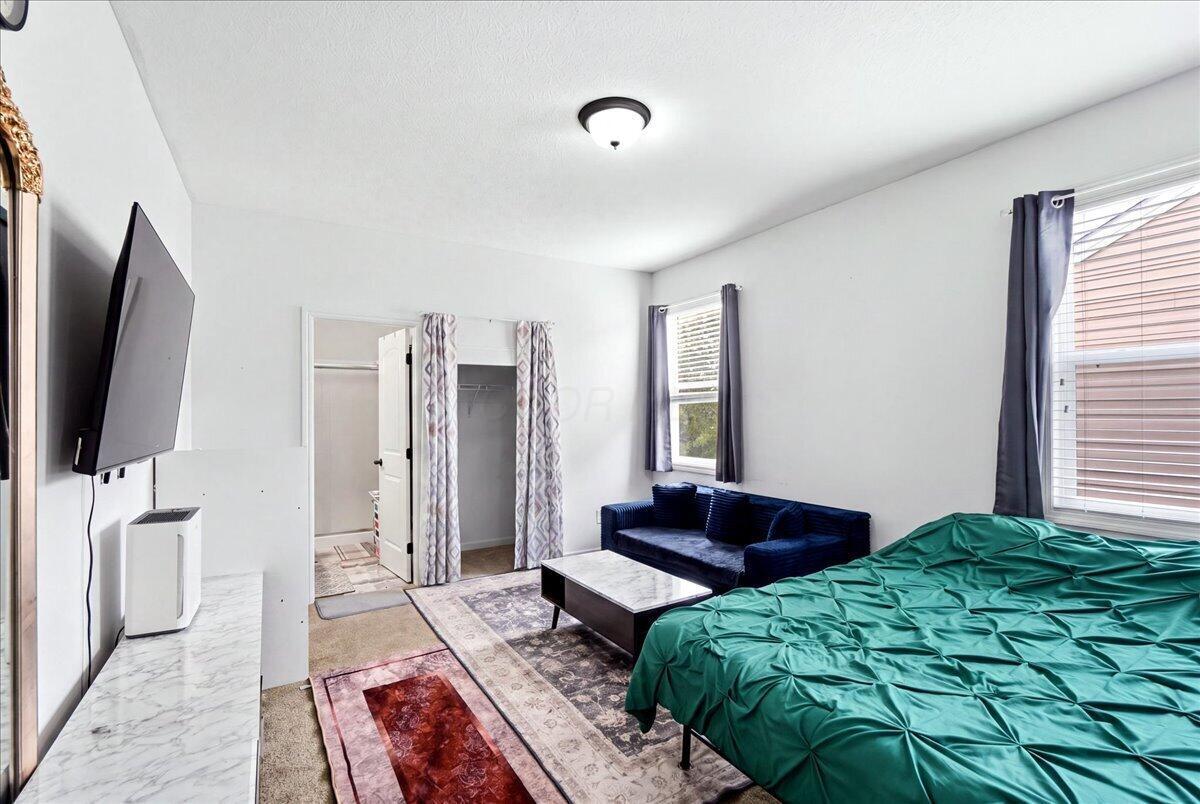 6061 Baumeister Drive
