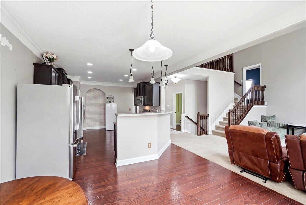 6061 Baumeister Drive