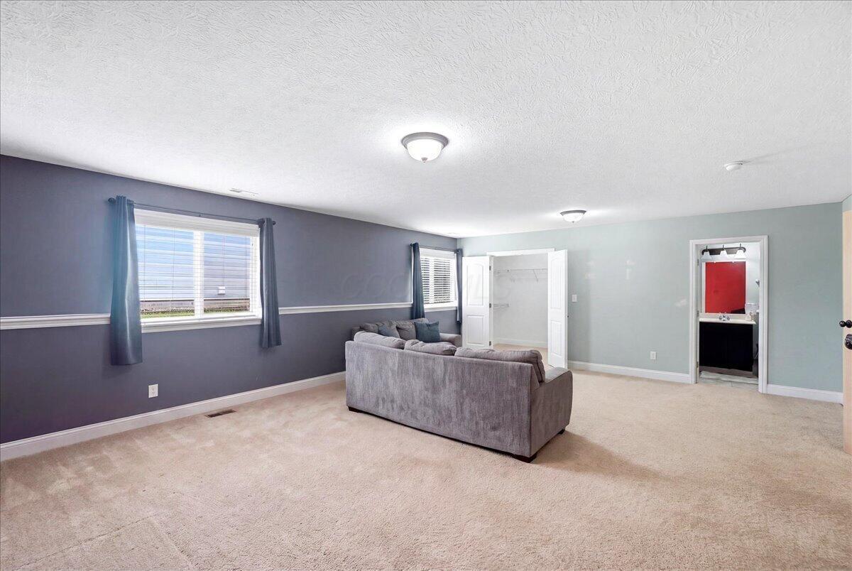 6061 Baumeister Drive