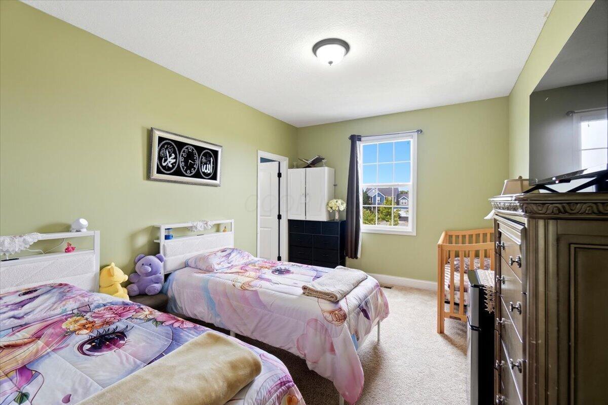 6061 Baumeister Drive