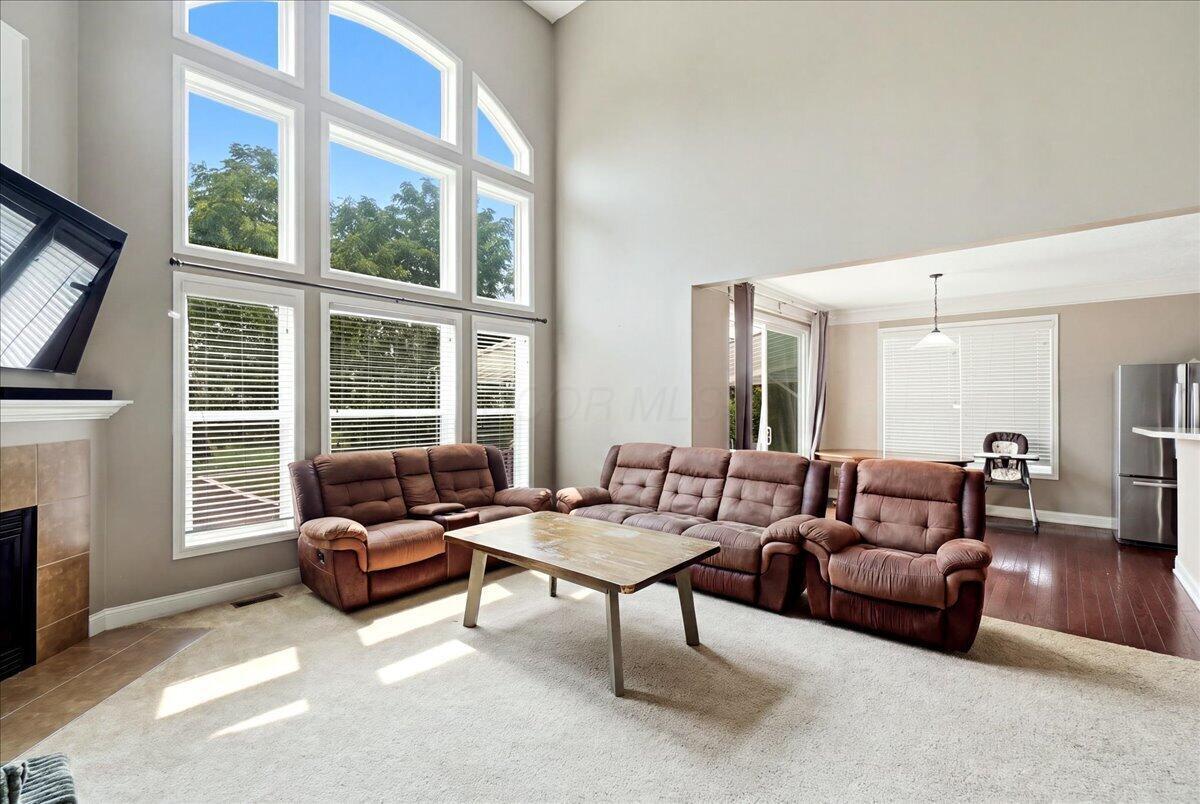 6061 Baumeister Drive