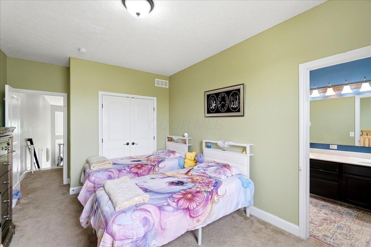 6061 Baumeister Drive