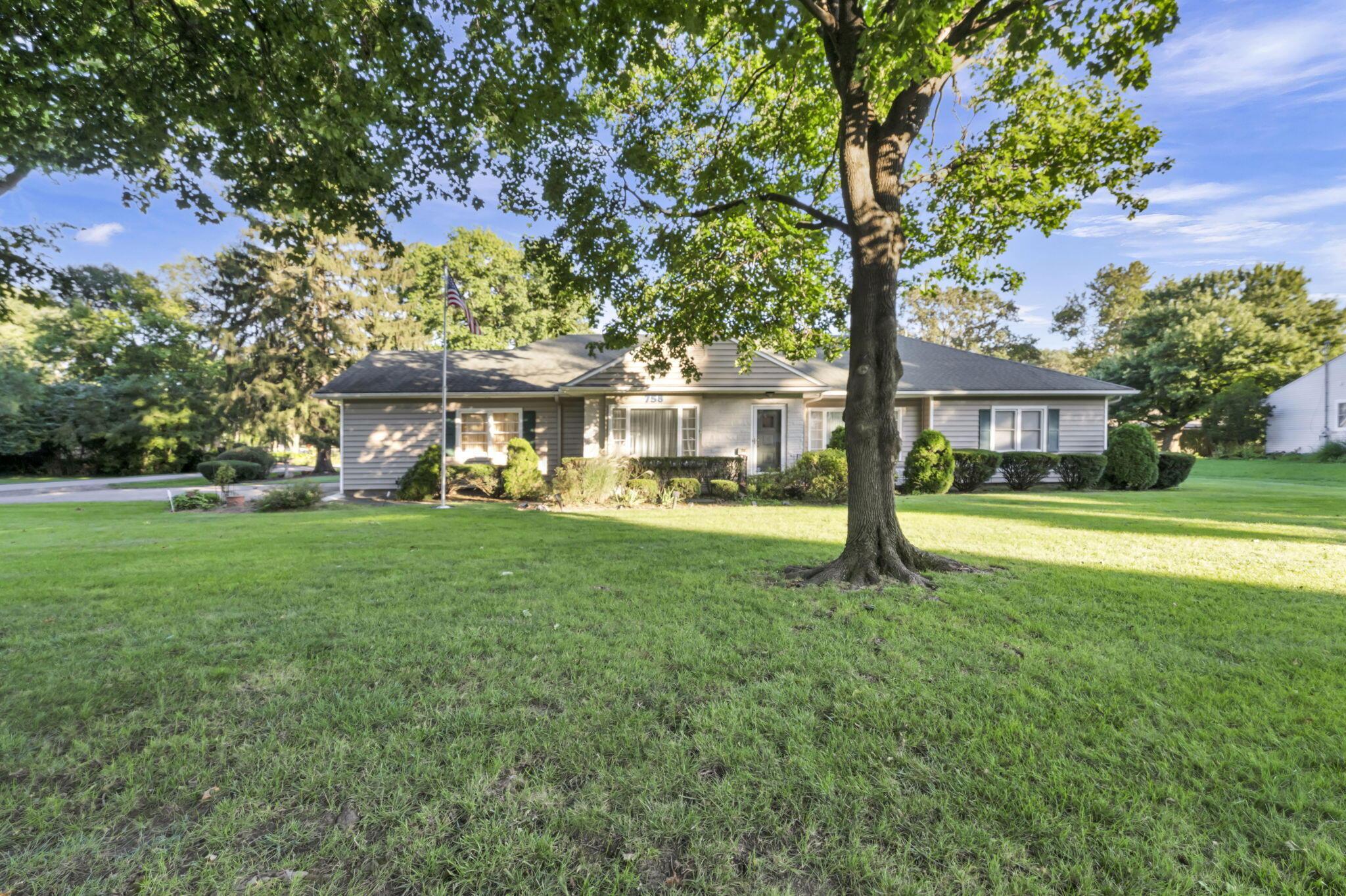 758 King Avenue