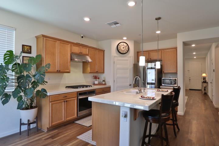 545 San Joaquin Court