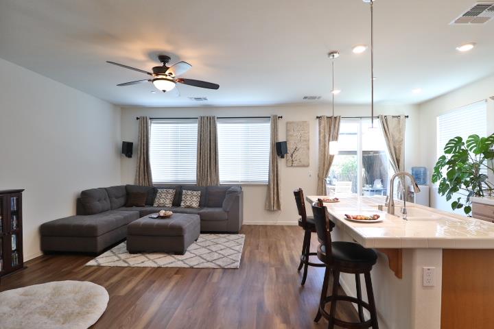 545 San Joaquin Court