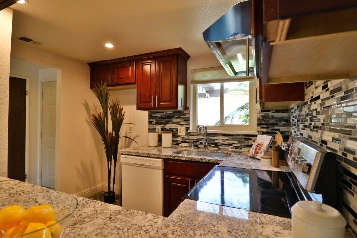 142 Castro ST
