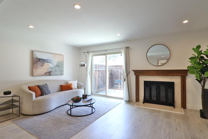 142 Castro ST