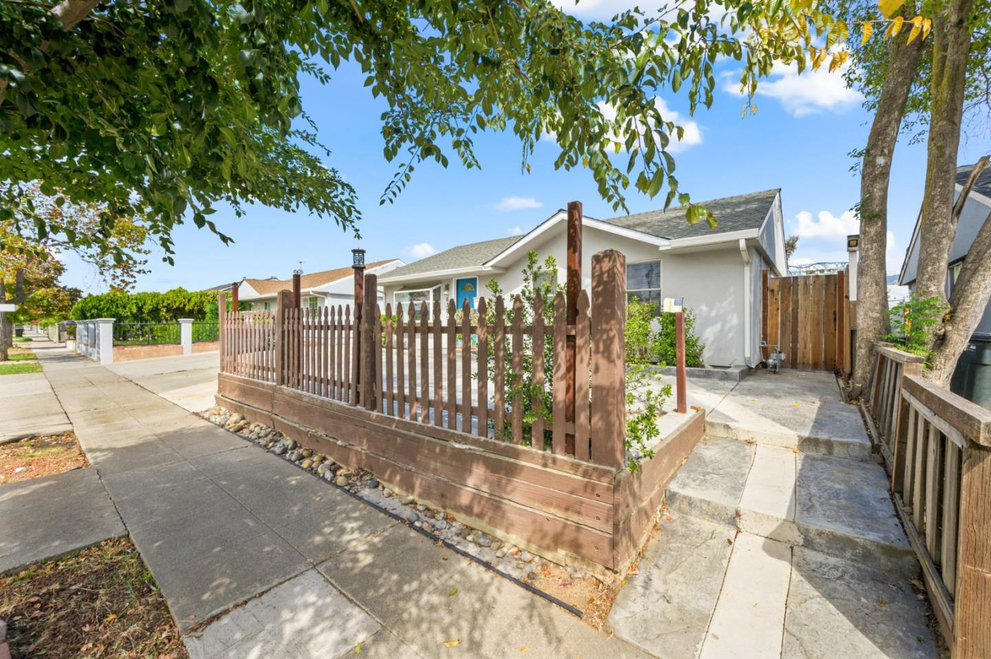 636 Gridley Street