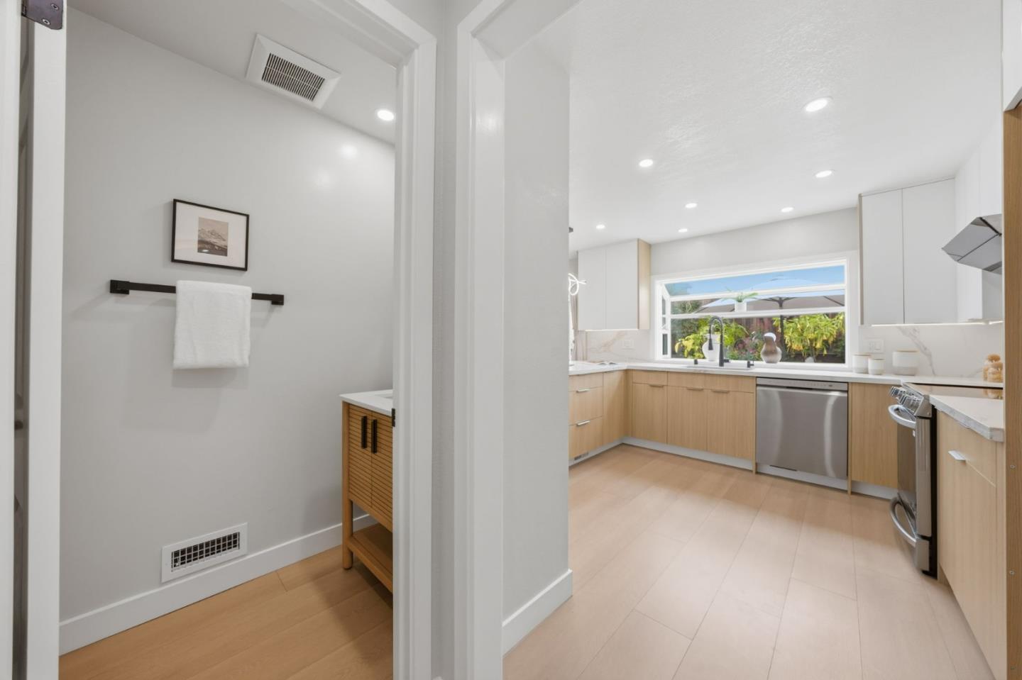 3211 Lenark Drive
