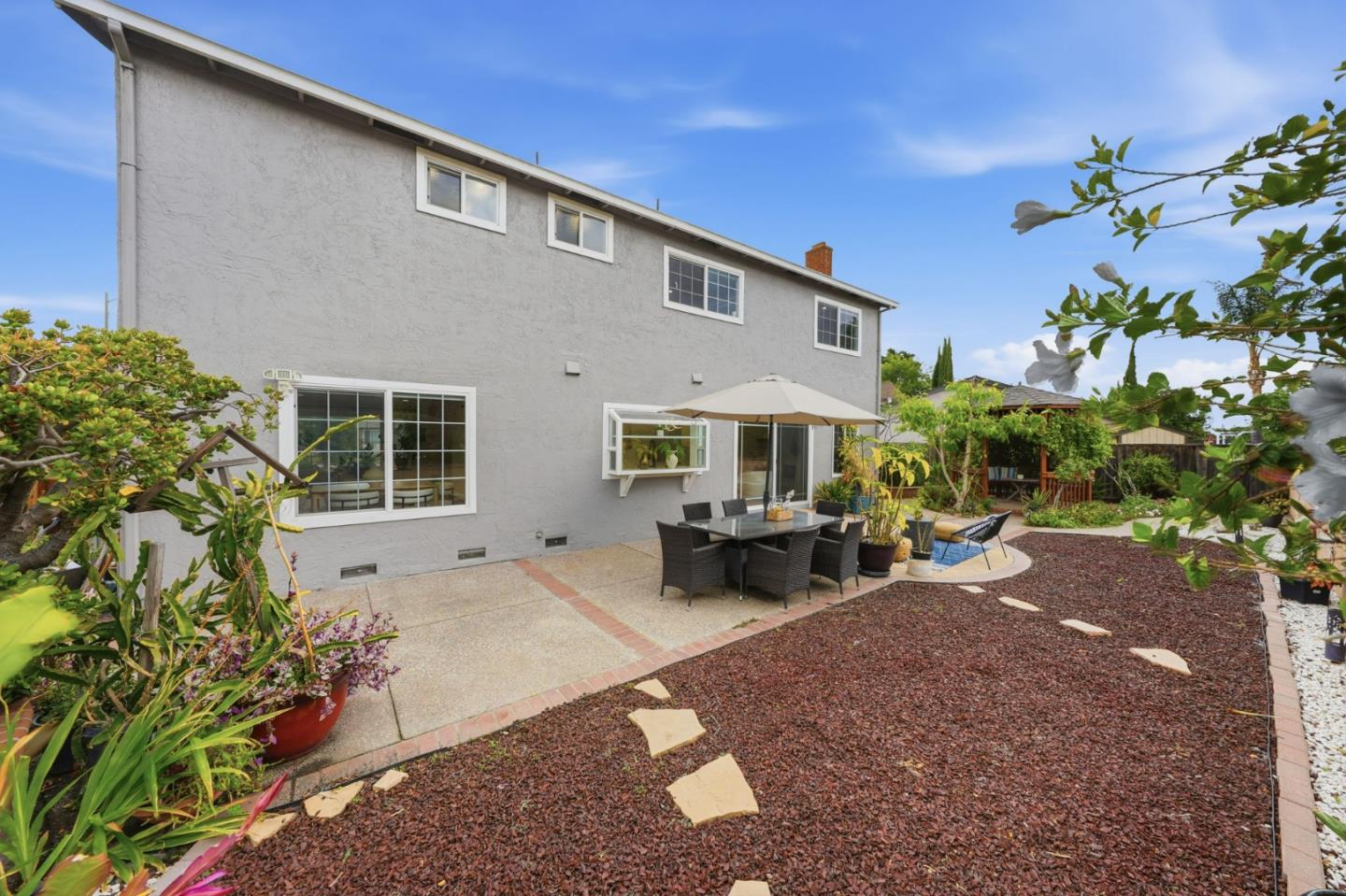 3211 Lenark Drive
