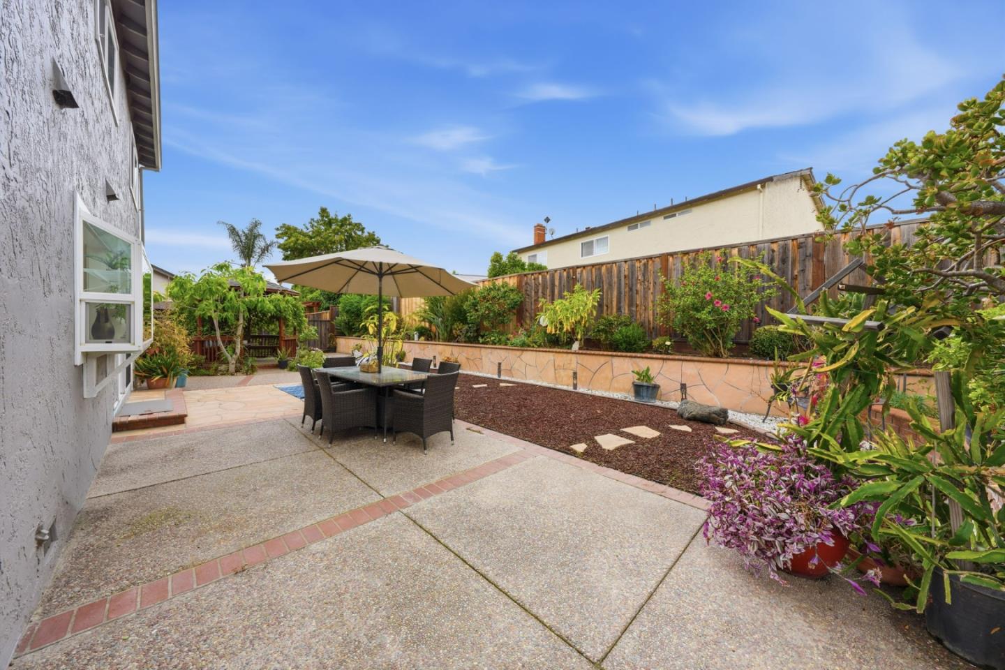 3211 Lenark Drive