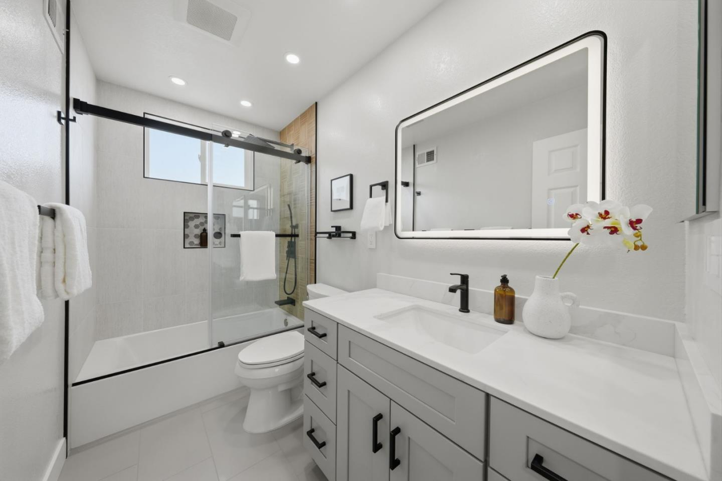3211 Lenark Drive
