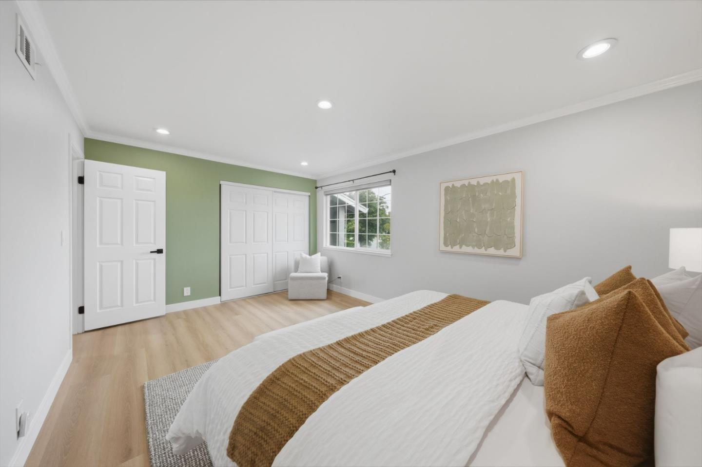 3211 Lenark Drive