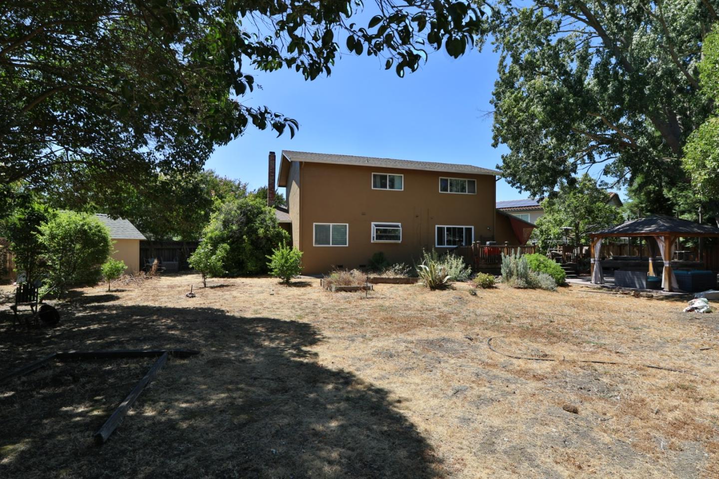 7381 Hillsboro AVE