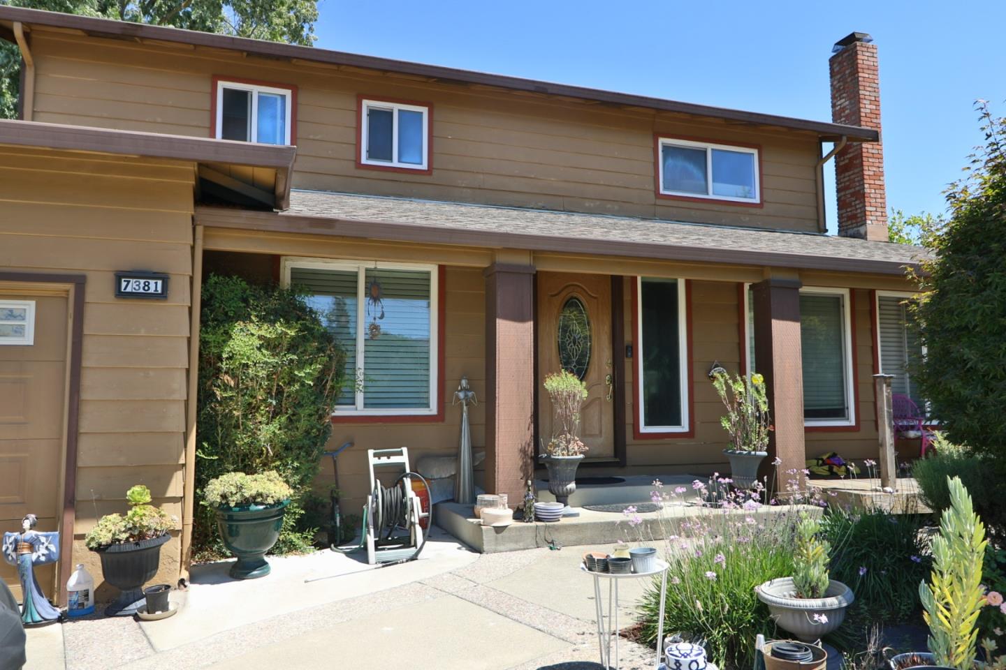 7381 Hillsboro AVE