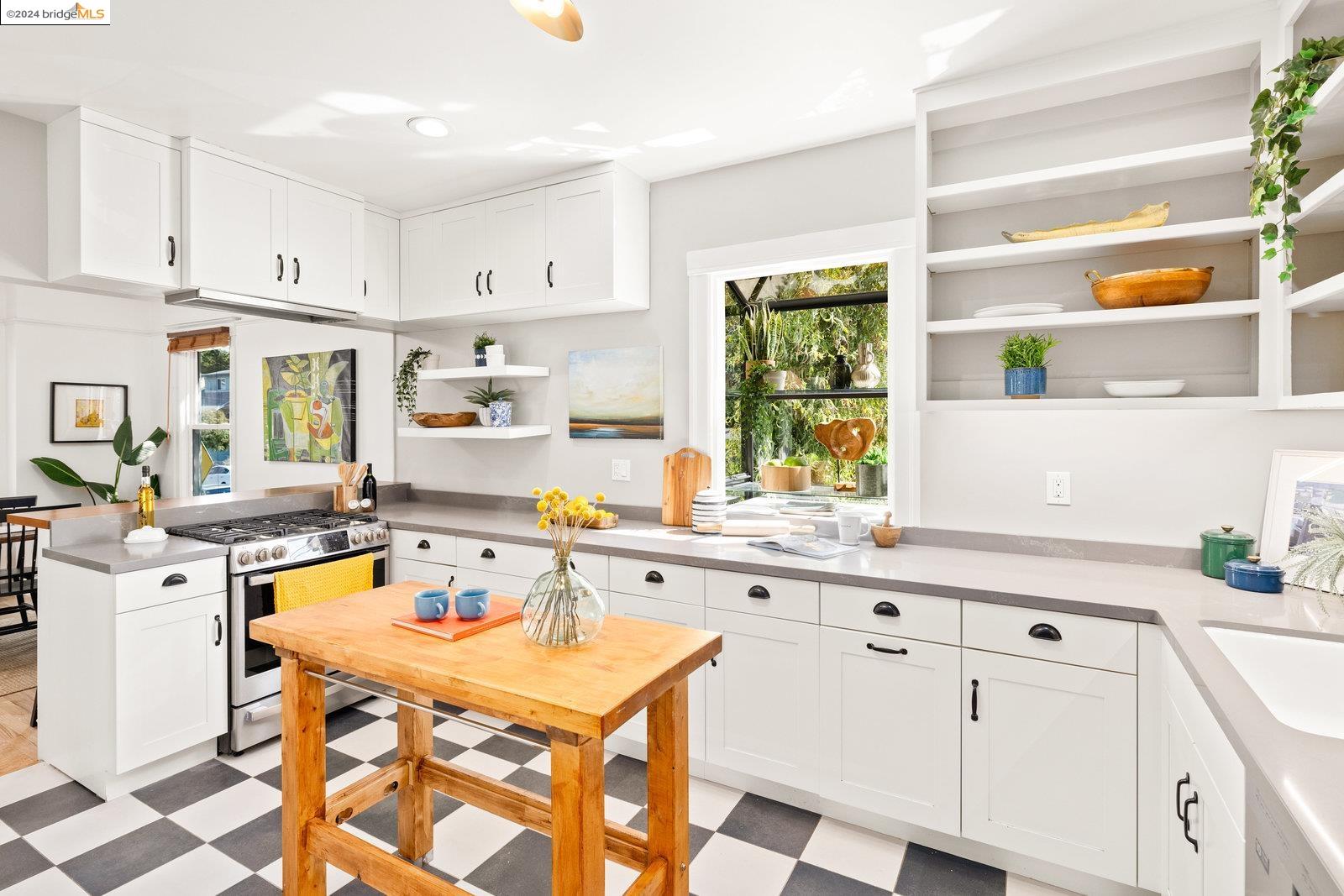 2930 California Street