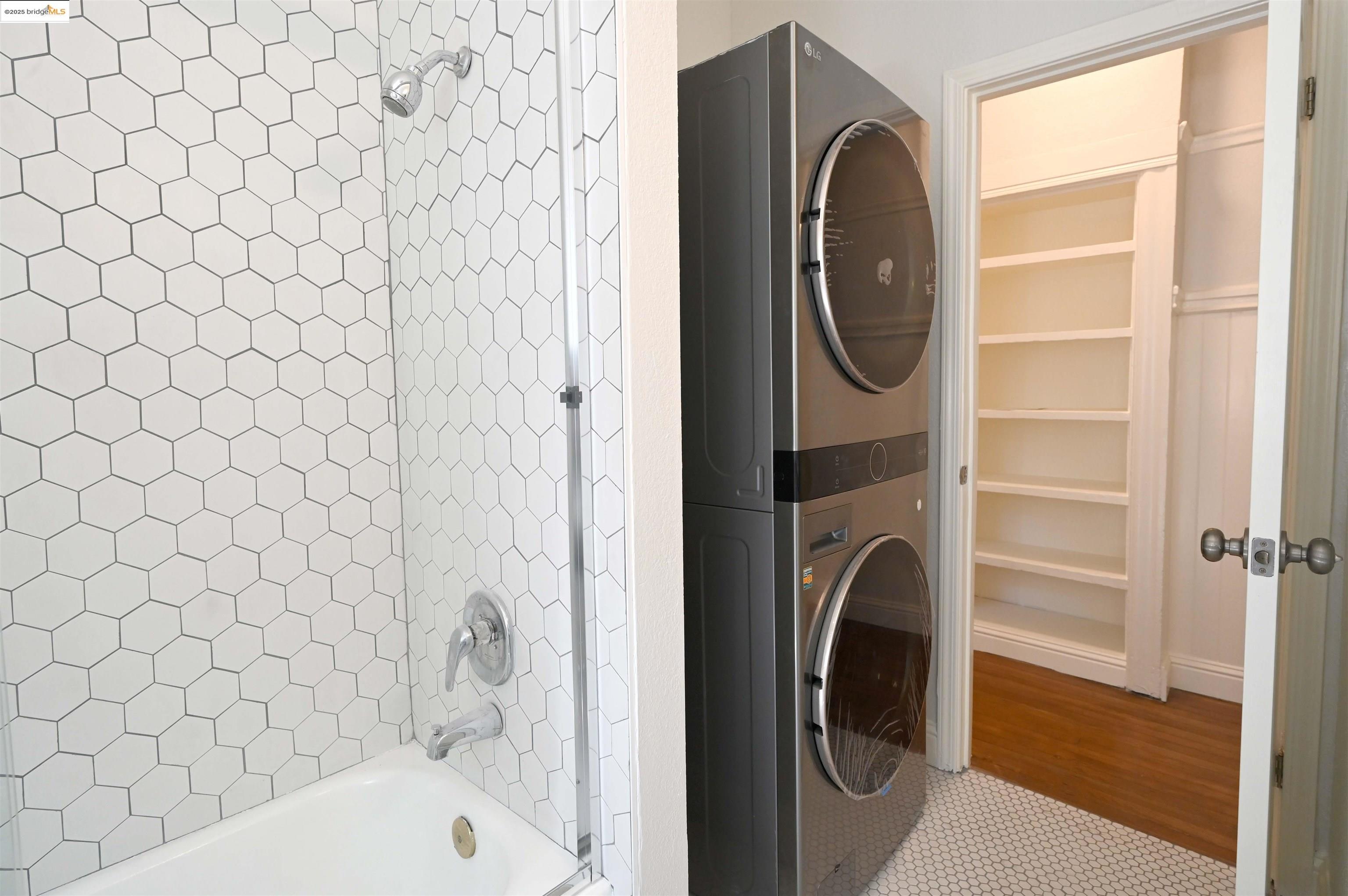 685 37th Street # 689