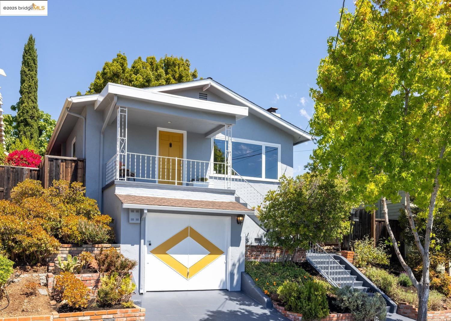 2726 Madeline Street