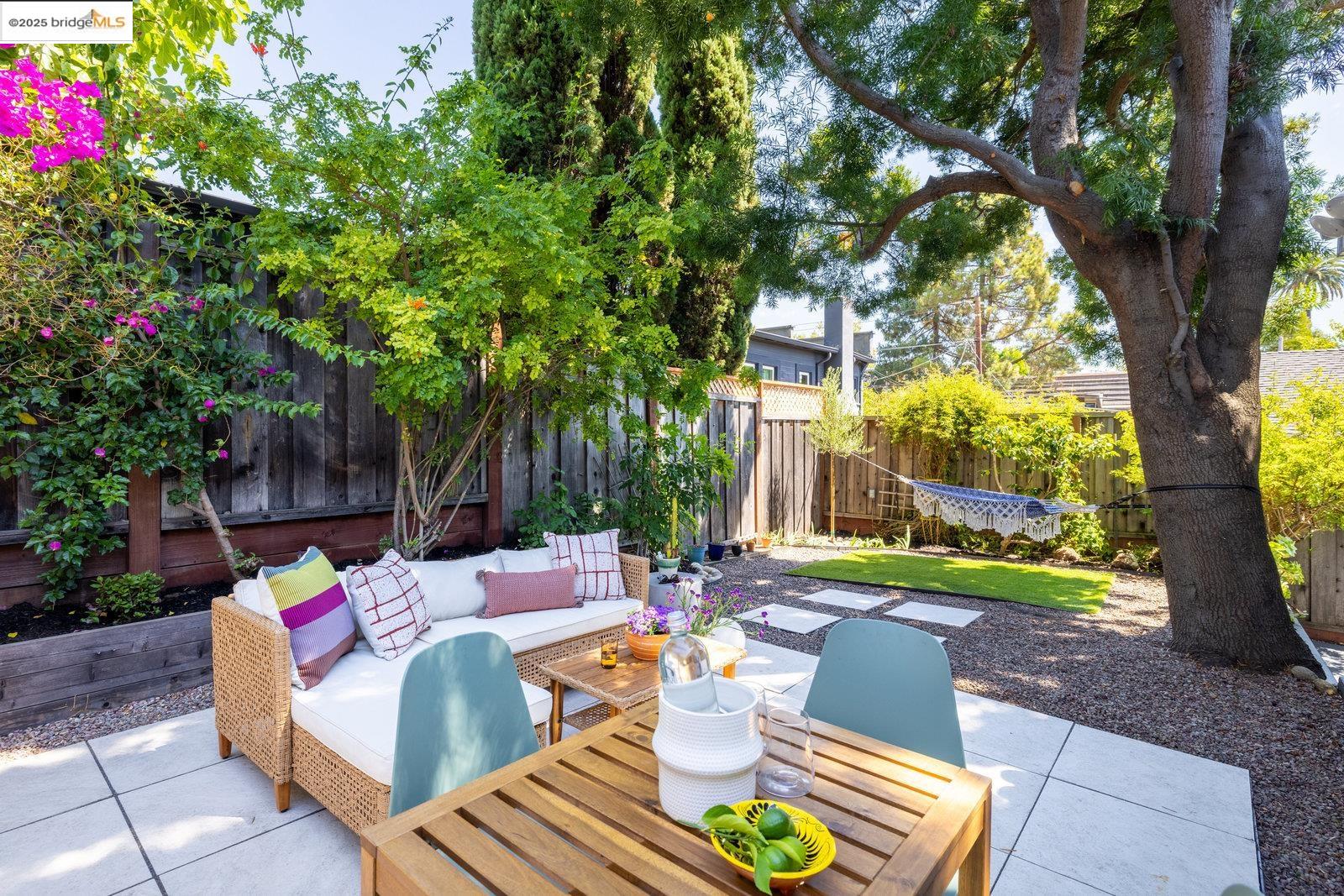 2726 Madeline Street