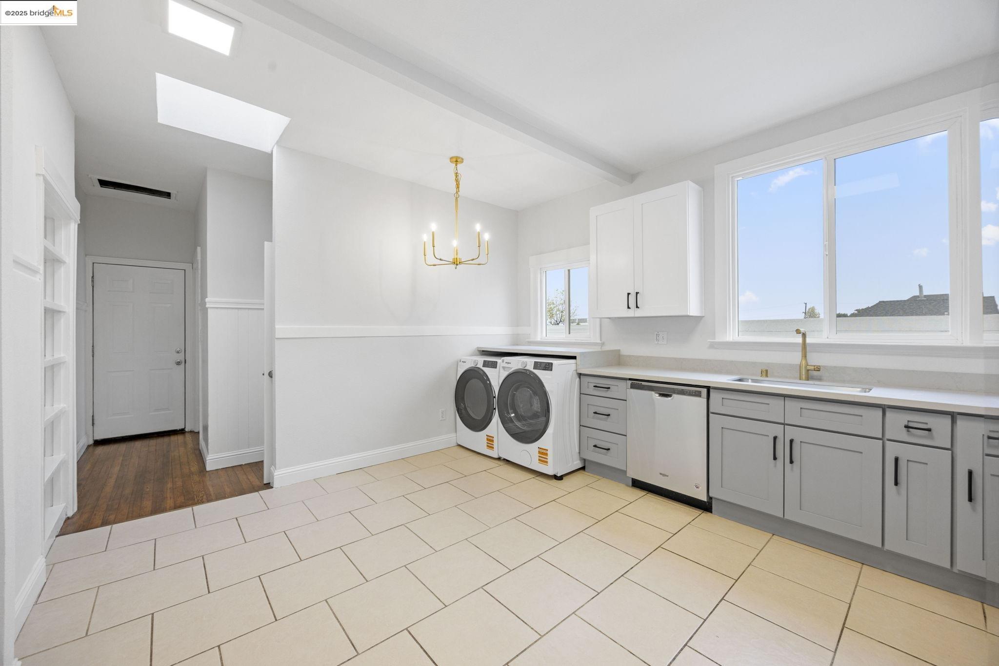 685 37th Street # 687