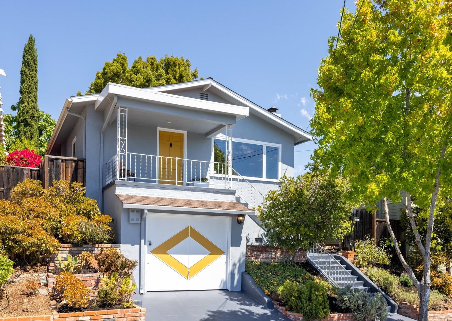 2726 Madeline Street