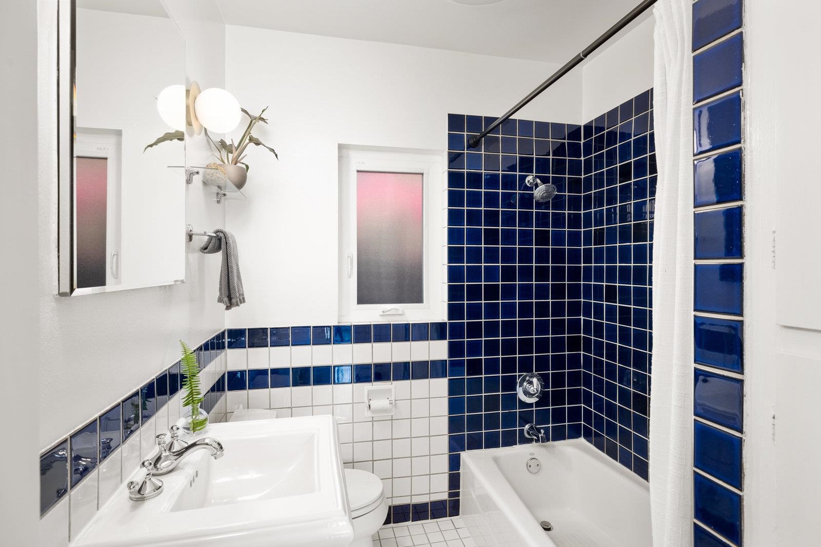 2726 Madeline Street