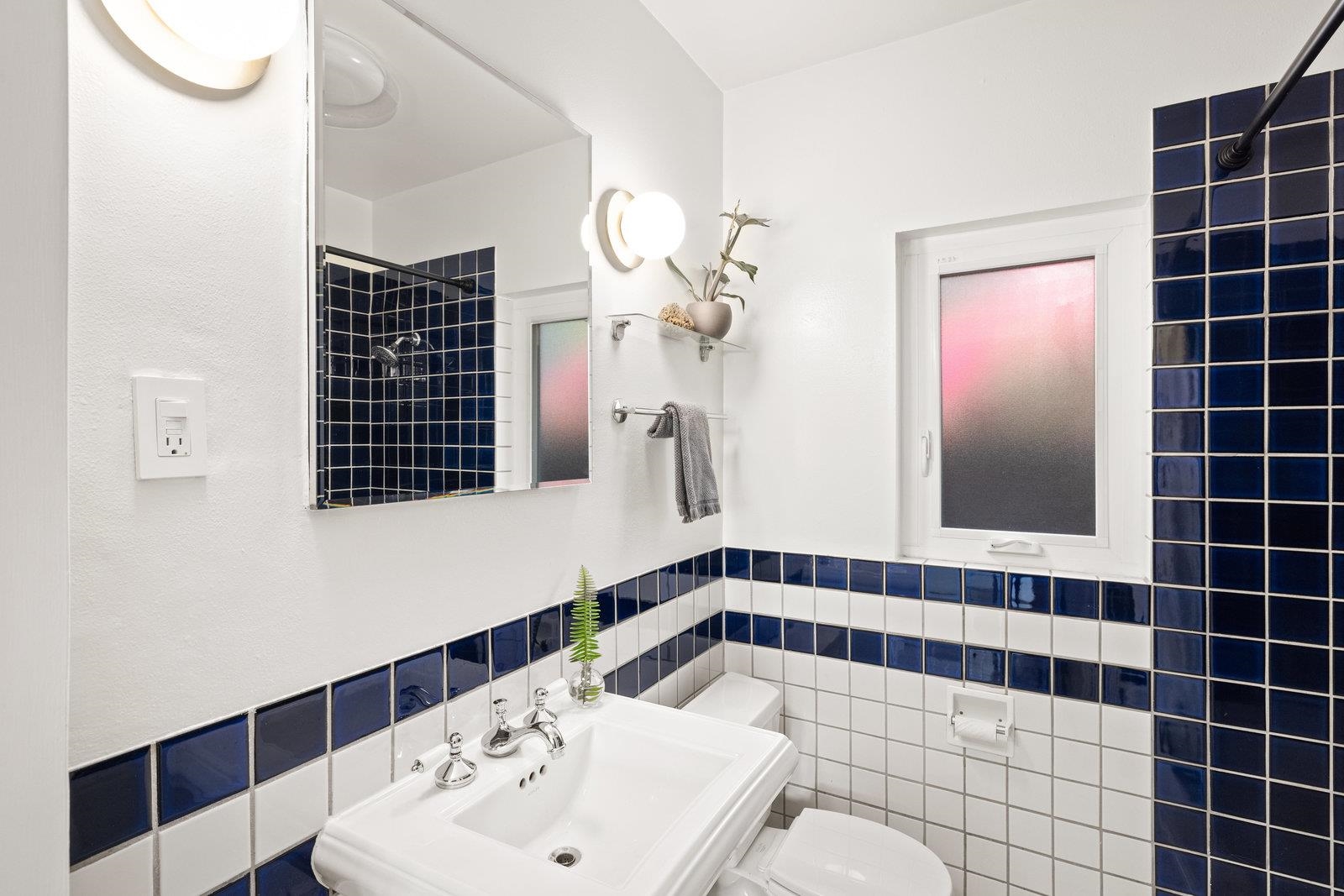 2726 Madeline Street